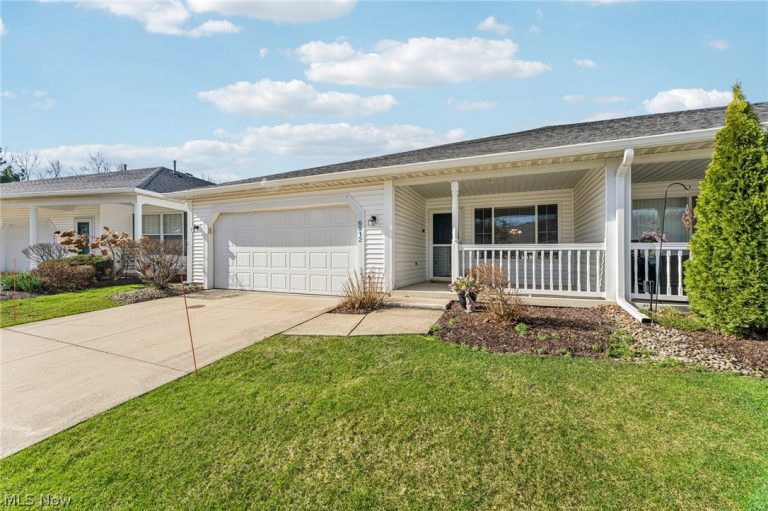 6912 Paradise Way, North Ridgeville, OH - Photo 5