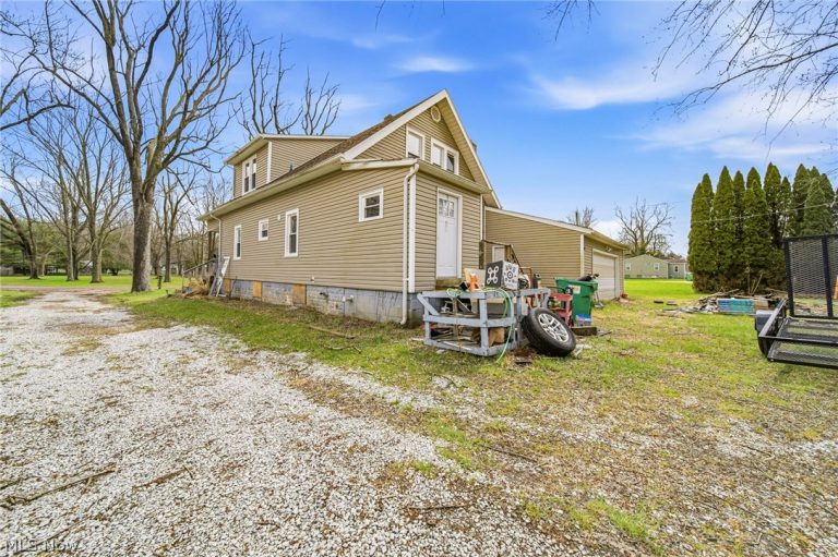 3449 Addison Road, Geneva, OH - Photo 5