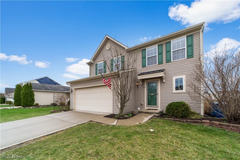 6120 Greenview Trail, North Ridgeville, OH - Photo 2