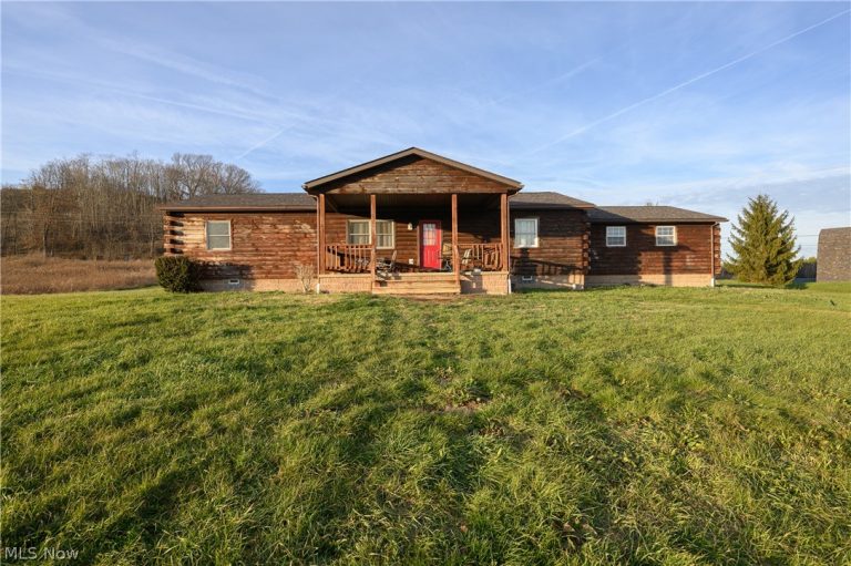8200 Cutler Road, Sherrodsville, OH - Photo 2