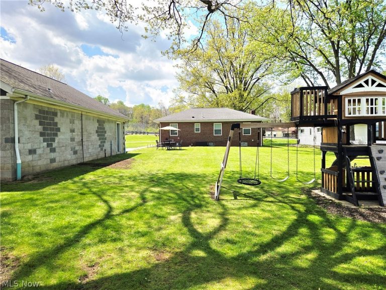 5869 Oberlin Road, Amherst, OH - Photo 5