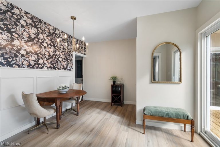 425 Myrtle Avenue, Cuyahoga Falls, OH - Photo 4