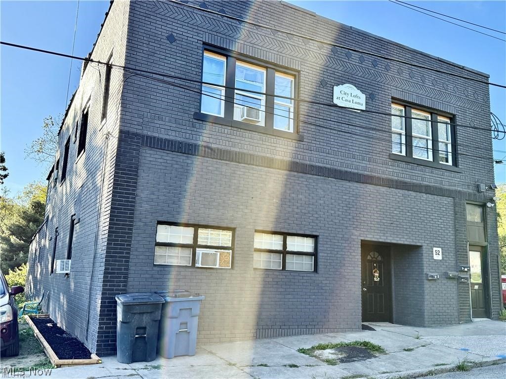 52 12th Street, Campbell, OH