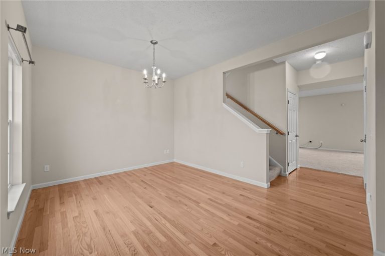 159 Stone Ridge Way, Berea, OH - Photo 3