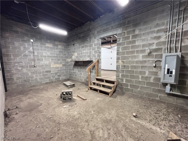 105 Clark Street, Belmont, WV - Photo 7