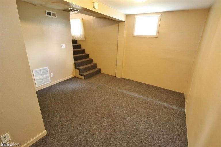 39 2nd Street #C, Frazeysburg, OH - Photo 8