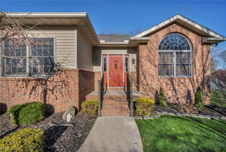 174 Circle Drive, Doylestown, OH - Photo 5