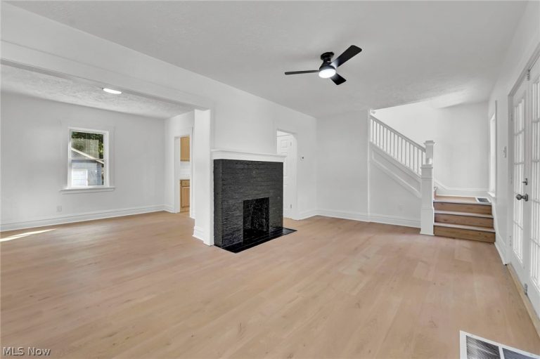 1584 Hampton Road, Akron, OH - Photo 6