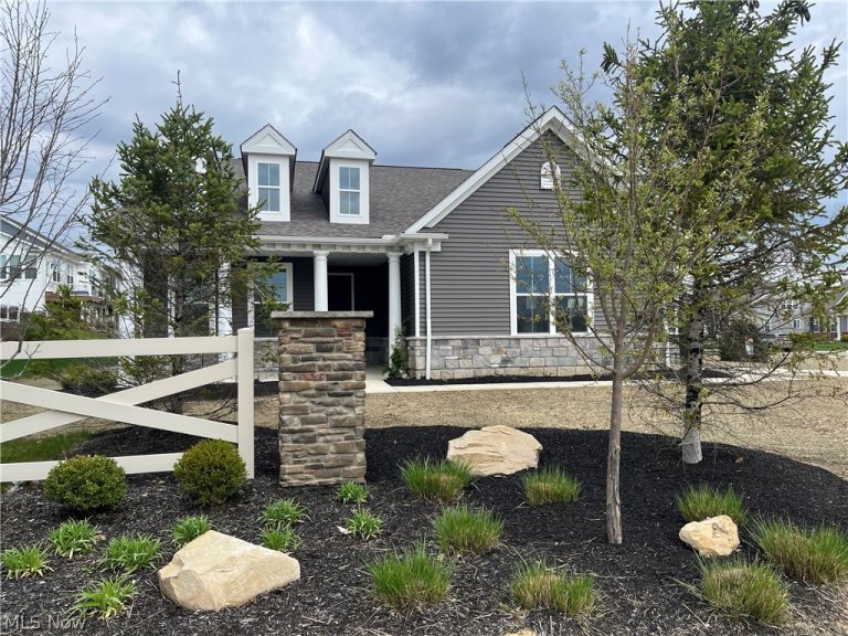 913 Arthur Trail, Aurora, OH - Photo 2
