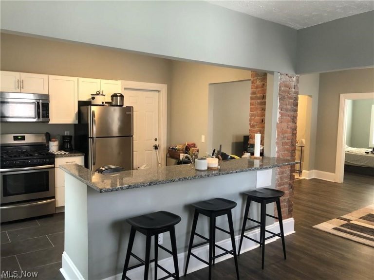 1387 69th Street #3, Cleveland, OH - Photo 8