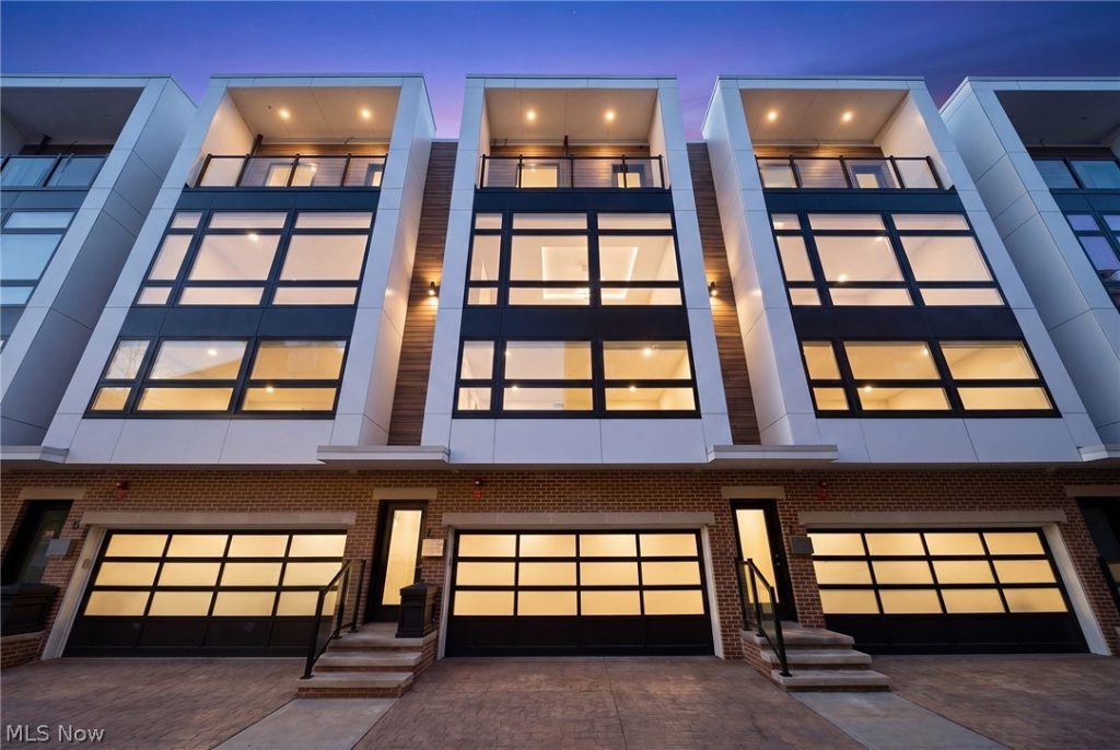 3114 Vine Court, Cleveland, OH