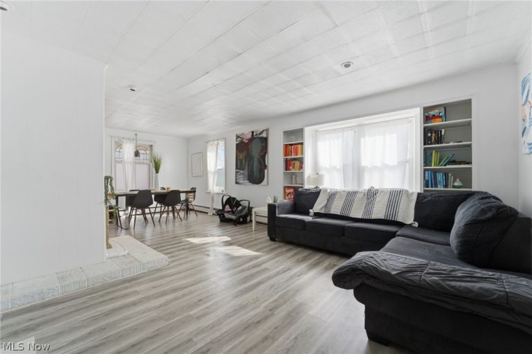 3702 15th Street, Cleveland, OH - Photo 4