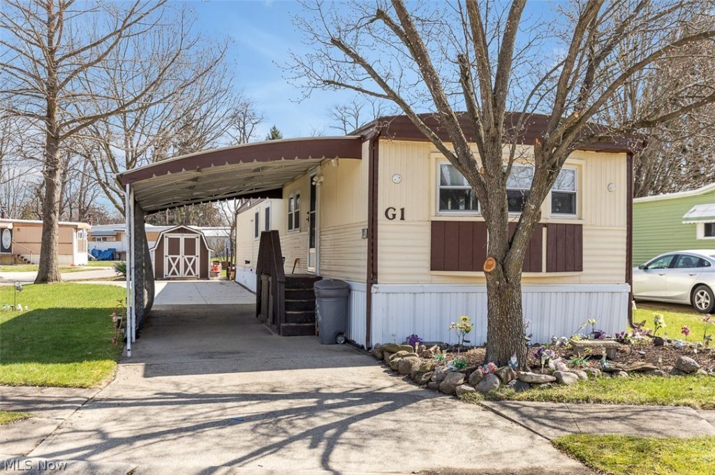1166 Lafayette Road #G1, Medina, OH