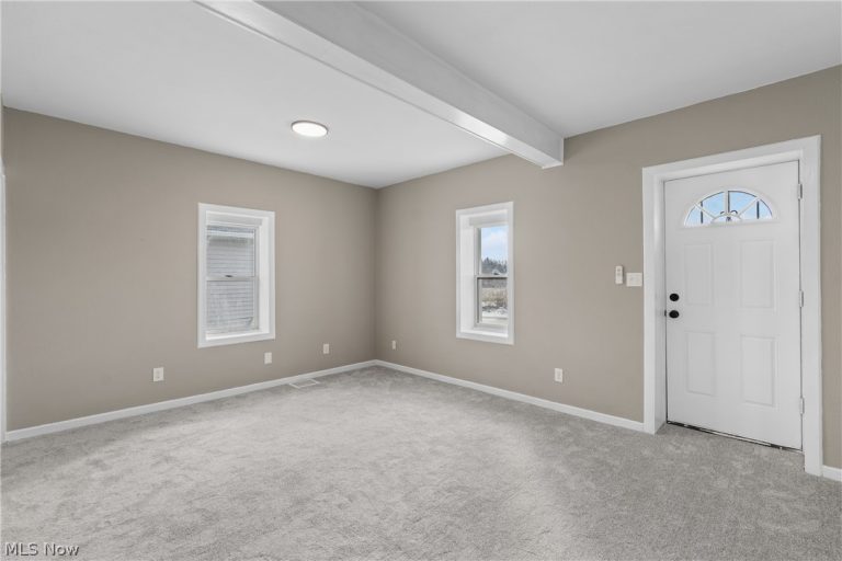 75 Dartmore Avenue, Akron, OH - Photo 6