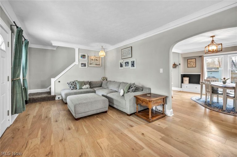 3322 Altamont Avenue, Cleveland Heights, OH - Photo 3