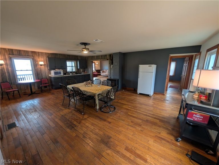 5696 Township Road 289, Hammondsville, OH - Photo 2
