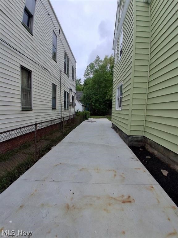 7728 Colgate Avenue, Cleveland, OH - Photo 5