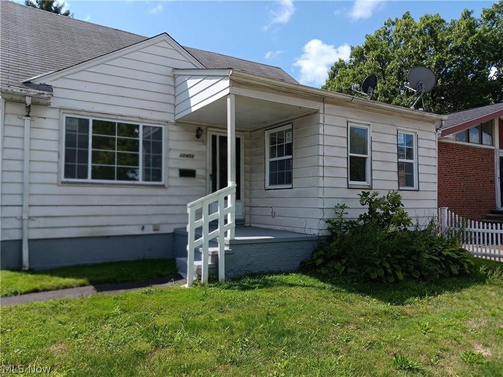 12405 Emery Avenue, Cleveland, OH