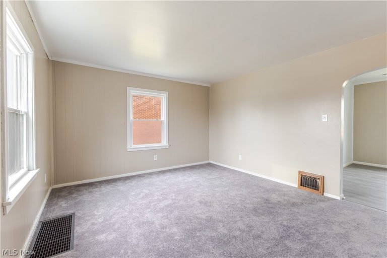 3809 Marland Heights Road, Weirton, WV - Photo 8