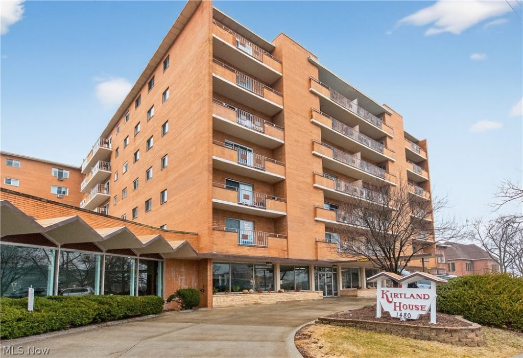 1480 Warren Road #708, Lakewood, OH