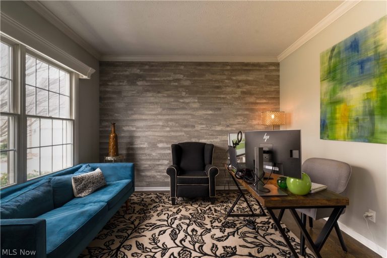 4307 Fall Lake Drive, Avon, OH - Photo 4