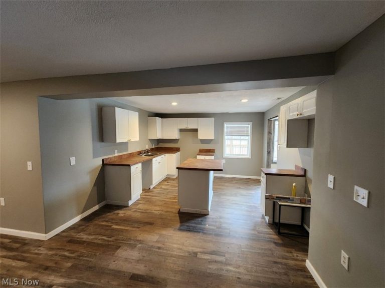 278 Wells Lock Road, Elizabeth, WV - Photo 3
