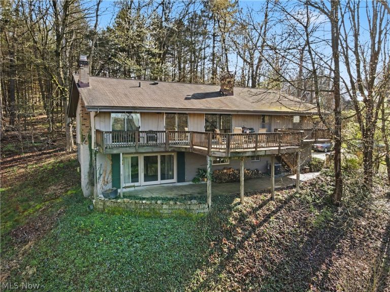 1291 Revere Road, Akron, OH - Photo 2