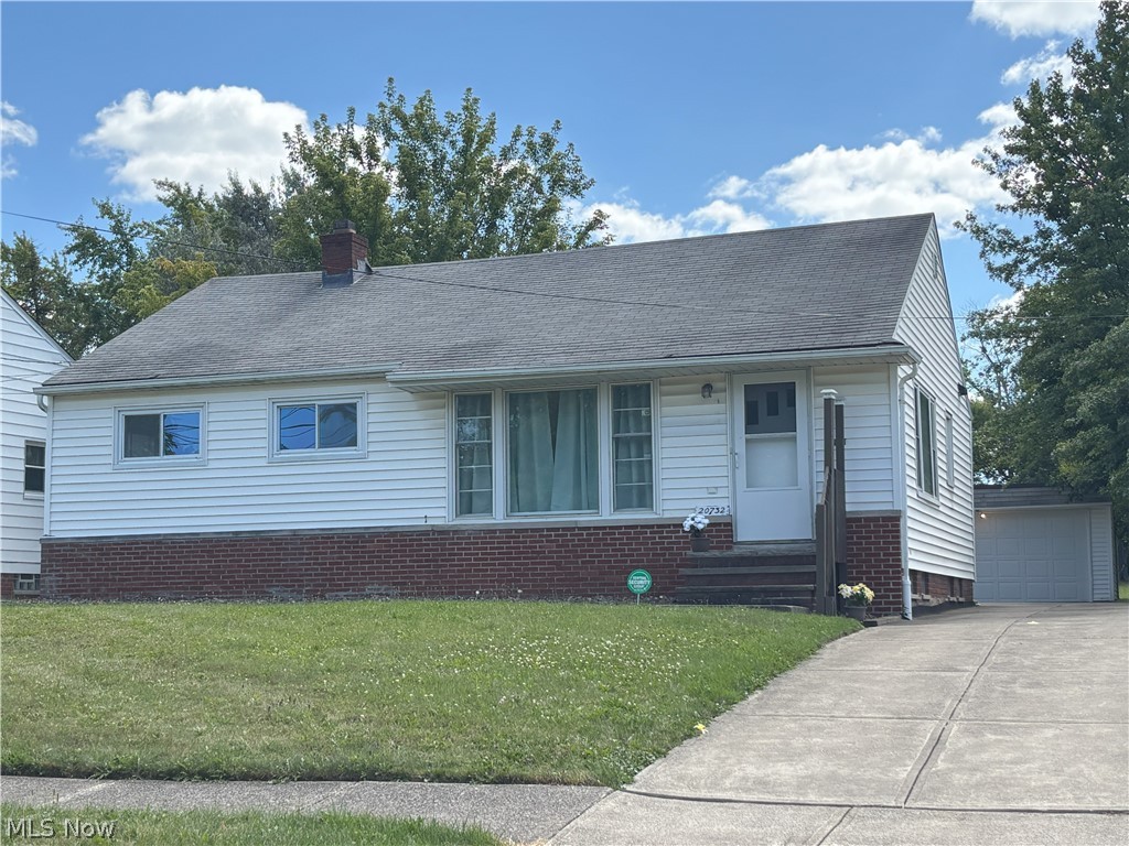 20732 APPLEGATE Road, Maple Heights, OH