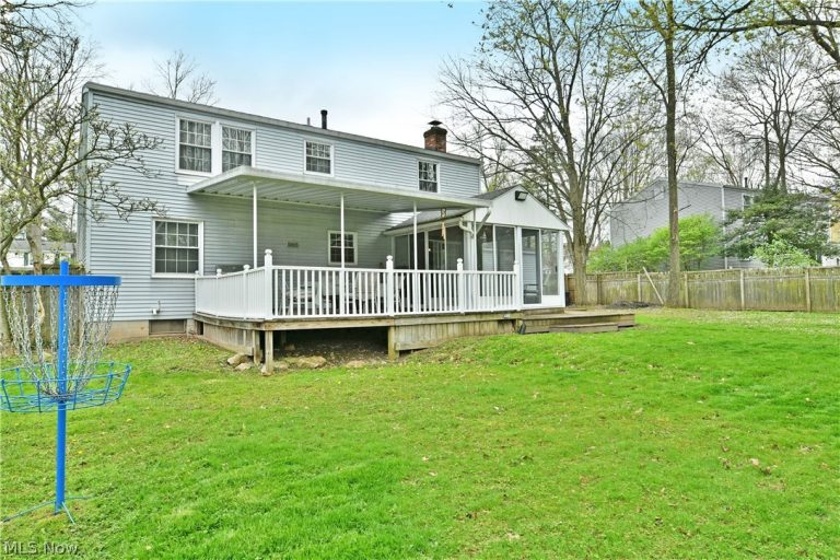 8560 Black Oak Drive, Warren, OH - Photo 5