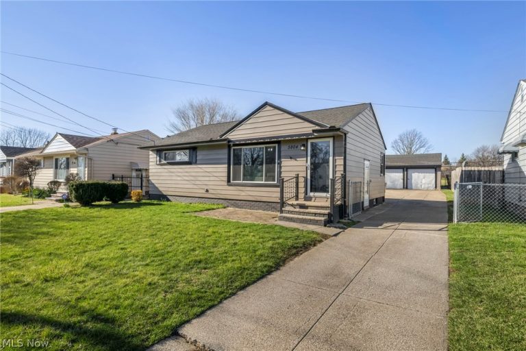 5804 Bangor Avenue, Cleveland, OH - Photo 3