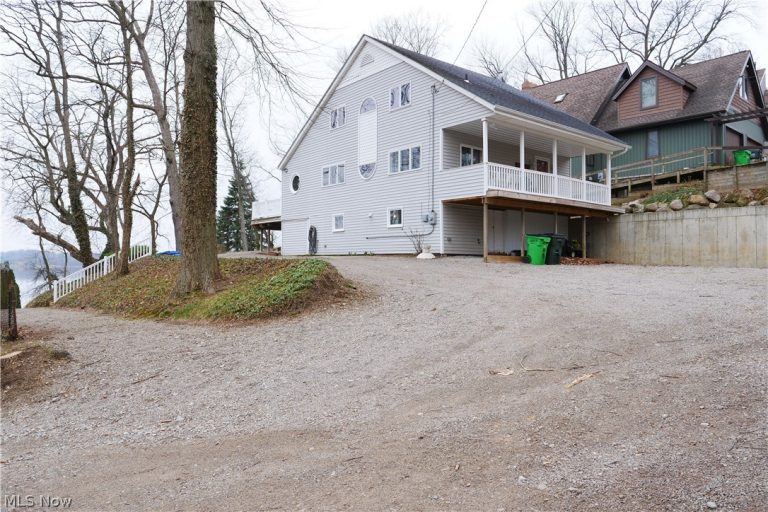 1376 Catherine Avenue Extension, Lakemore, OH, 44250