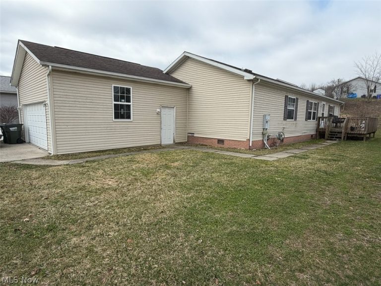 8909 Falcon Drive, Streetsboro, OH, 44241