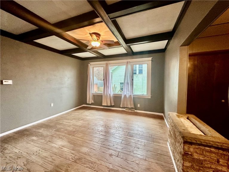 826 NEVILLE Street, Follansbee, WV - Photo 6