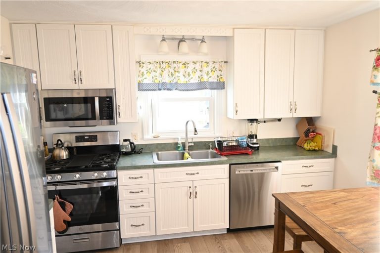 94 5th Street, Rittman, OH - Photo 2