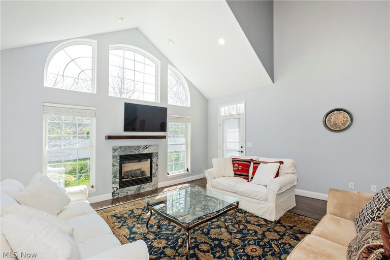 5137 Shepherds Glen #38, Willoughby, OH - Photo 6