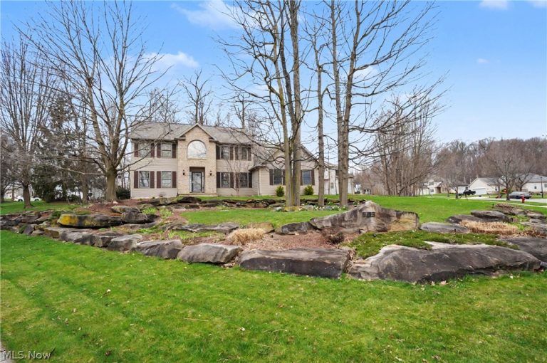 9498 Andrew Drive, Twinsburg, OH, 44087