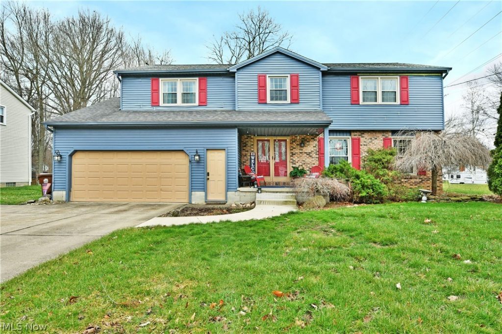 6389 Tara Drive, Youngstown, OH