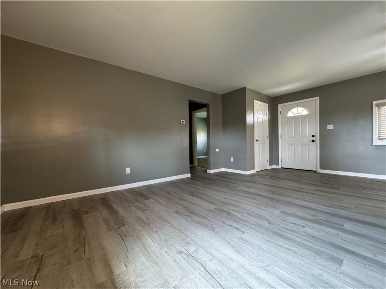 67457 Kirkwood Heights Road, Bridgeport, OH - Photo 5