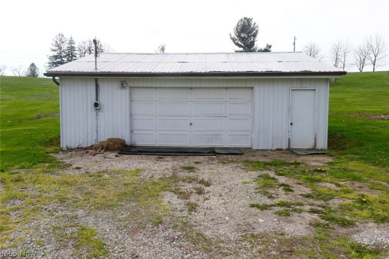 1041 County Road 14, Rayland, OH - Photo 3