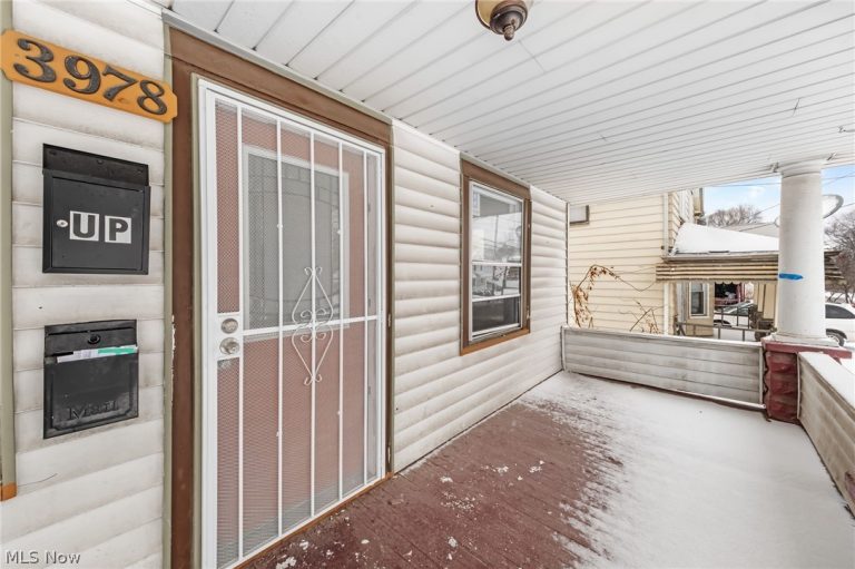 3978 55th Street, Newburgh Heights, OH - Photo 6