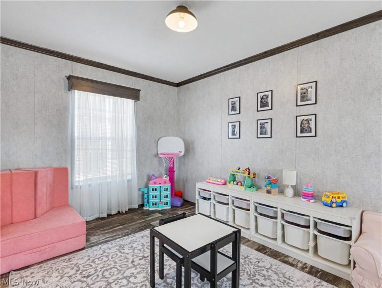 4822 Valley Hills Drive, Ravenna, OH - Photo 8