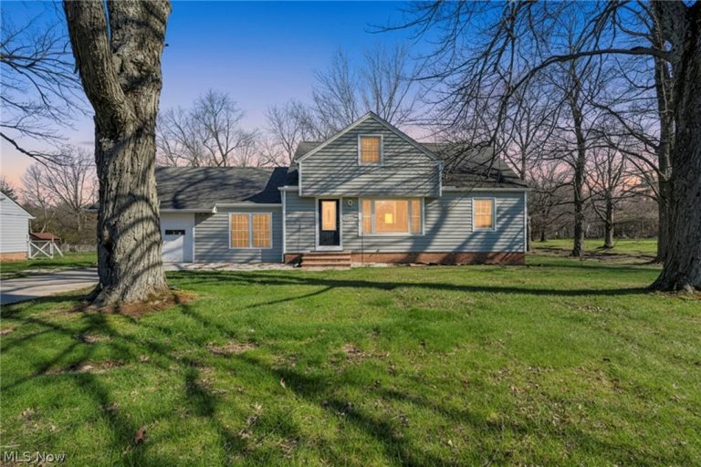 25595 Highland Road, Richmond Heights, OH - Photo 2