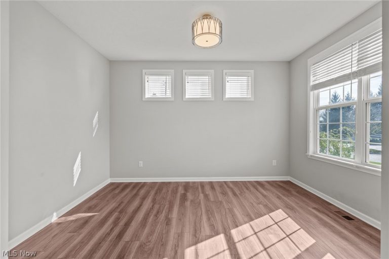 8497 Tahoe Drive, Macedonia, OH - Photo 4