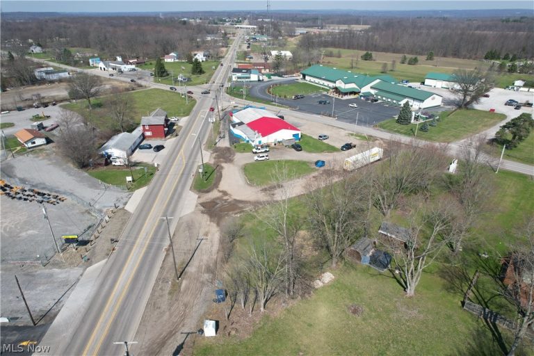 6792 Tallmadge Road, Rootstown, OH - Photo 4