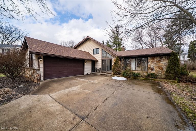 1205 Tulip Court, Brunswick, OH, 44212