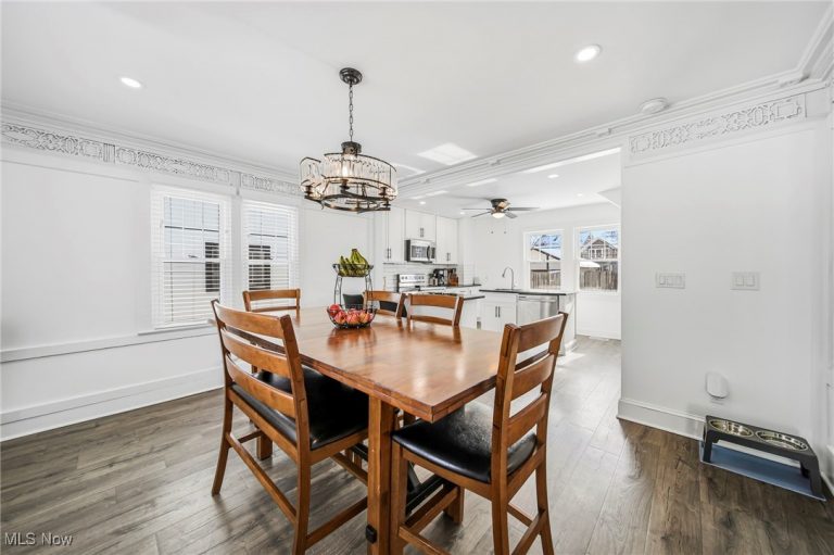 3014 Euclid Heights Boulevard, Cleveland Heights, OH - Photo 4