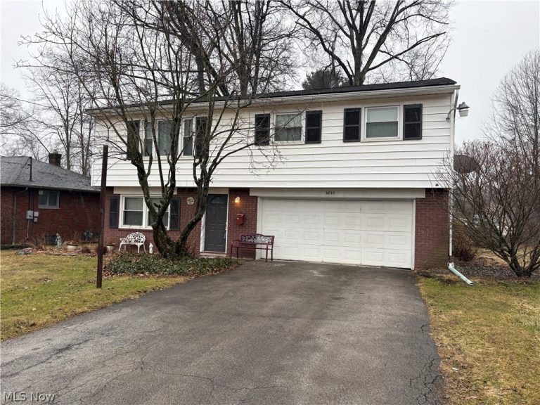 3895 Ayrshire Drive, Youngstown, OH, 44511