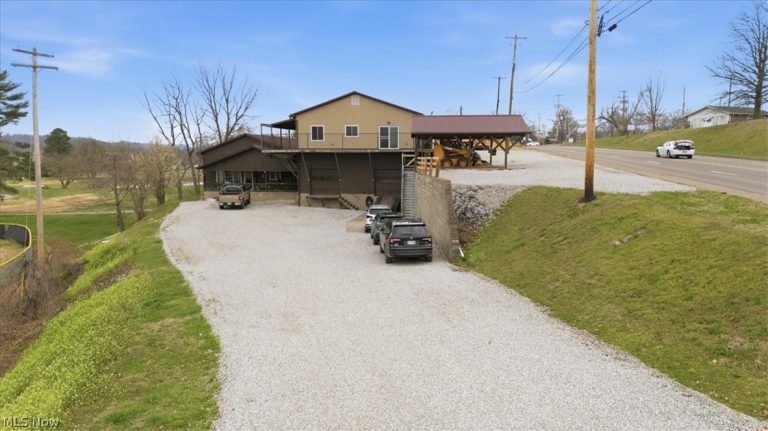 1515 Washington Blvd, Belpre, OH - Photo 4