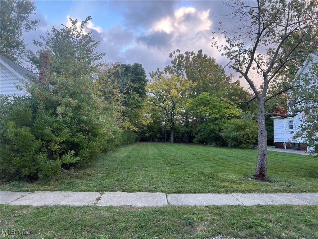 1545 214th Street, Euclid, OH