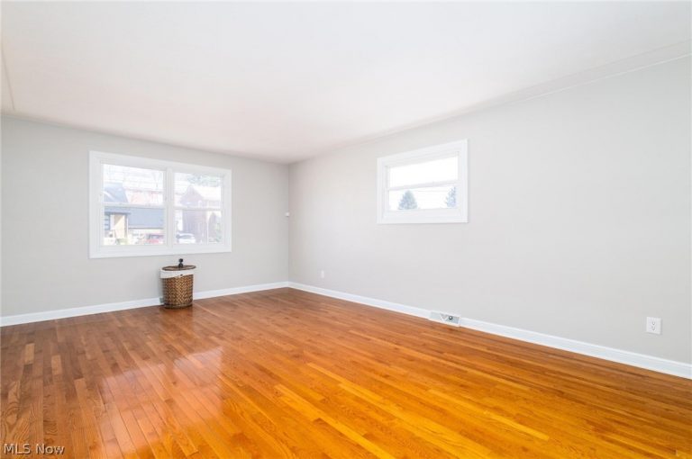 214 Donnell Street, Weirton, WV - Photo 8